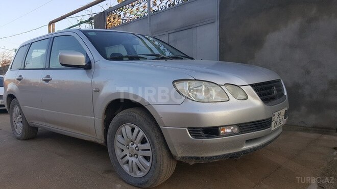 Mitsubishi Airtrek 2001, 283,200 km - 2.0 l - Bakı