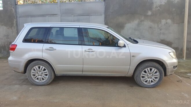 Mitsubishi Airtrek 2001, 283,200 km - 2.0 l - Bakı