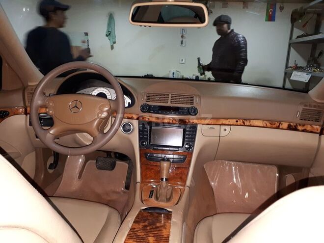 Mercedes E 350 2007, 164,000 km - 3.5 l - Sumqayıt