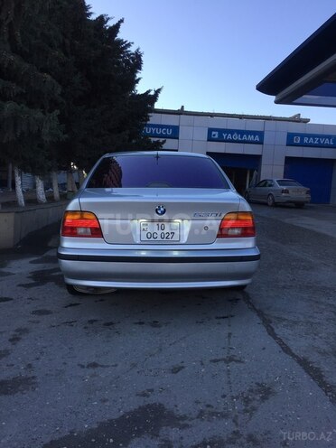 BMW 530 2002, 145,000 km - 0.1 л - Bakı