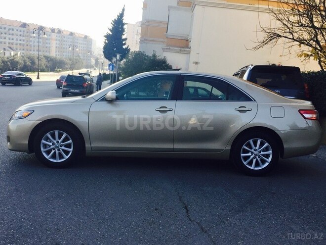 Toyota Camry 2010, 122,500 km - 2.5 l - Bakı