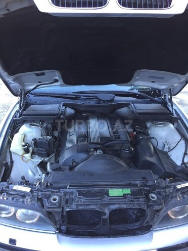 BMW 530 2002, 145,000 km - 0.1 л - Bakı