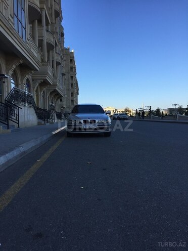 BMW 530 2002, 145,000 km - 0.1 л - Bakı