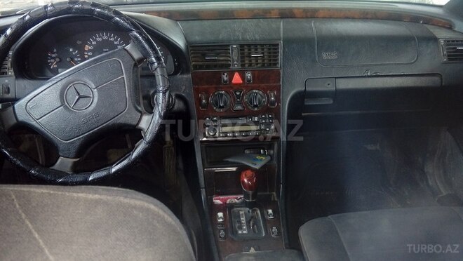 Mercedes C 180 1996, 310,000 km - 1.8 l - Saatlı