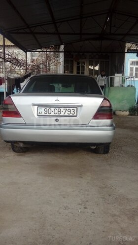 Mercedes C 180 1996, 310,000 km - 1.8 l - Saatlı