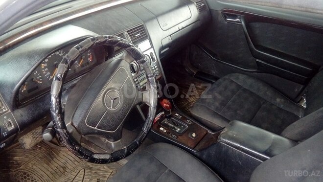 Mercedes C 180 1996, 310,000 km - 1.8 l - Saatlı