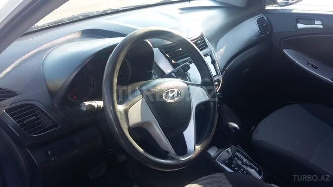 Hyundai Accent 2014, 122,000 km - 1.4 l - Bakı