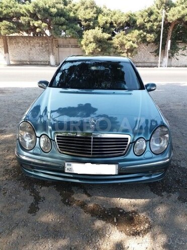 Mercedes E 270 2002, 300,000 km - 2.7 l - Bakı
