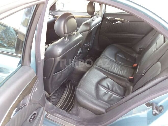 Mercedes E 270 2002, 300,000 km - 2.7 l - Bakı
