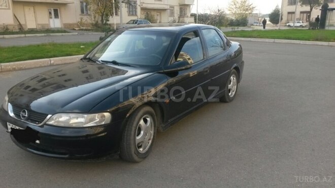 Opel Vectra 1999, 277,000 km - 1.6 l - Gəncə