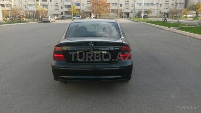 Opel Vectra 1999, 277,000 km - 1.6 l - Gəncə