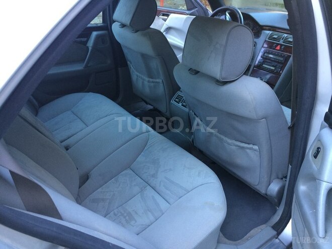 Mercedes E 200 1998, 298,000 km - 2.0 л - Bakı