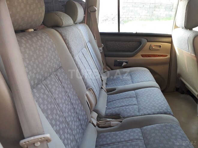 Toyota Land Cruiser 2004, 255,000 km - 0.3 l - Bakı