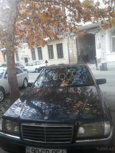 Mercedes C 200 1995, 251,000 km - 2.0 l - Bakı