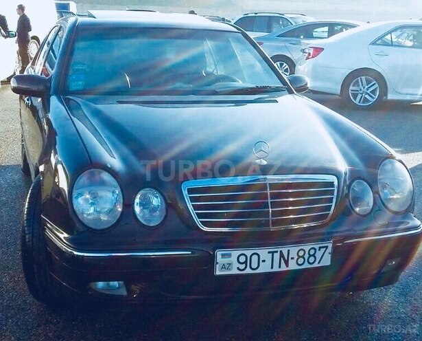 Mercedes E 320 2001, 196,000 km - 3.2 l - Bakı