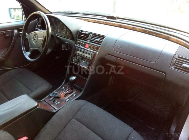 Mercedes C 240 1998, 220,000 km - 2.4 l - Bakı