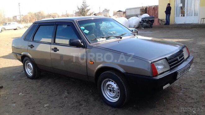 LADA (VAZ) 21099 1999, 396,254 km - 1.5 л - Salyan