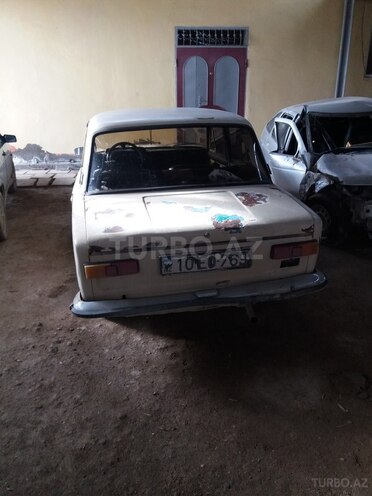 LADA (VAZ) 21011 1980, 96,321 km - 0.2 л - Salyan