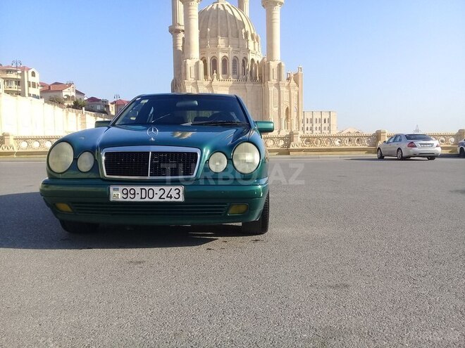 Mercedes E 220 1998, 500,001 km - 2.2 l - Bakı