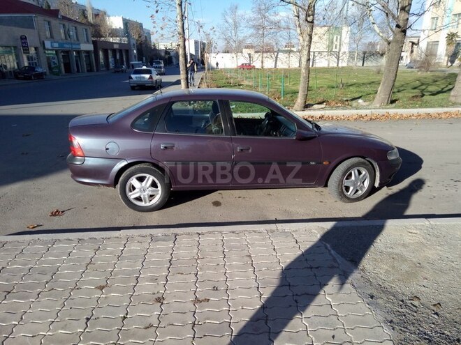 Opel Vectra 1996, 320,000 km - 1.8 l - Gəncə