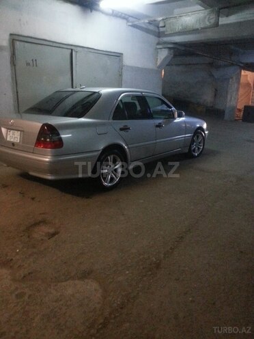 Mercedes C 230 2000, 243,000 km - 2.3 l - Bakı