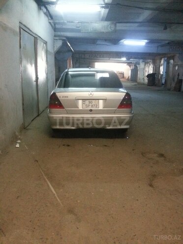 Mercedes C 230 2000, 243,000 km - 2.3 l - Bakı
