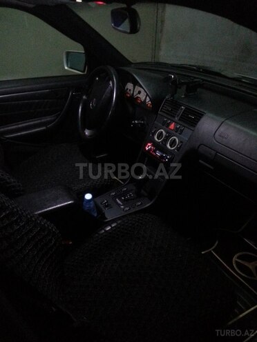 Mercedes C 230 2000, 243,000 km - 2.3 l - Bakı
