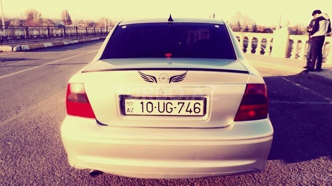 Opel Vectra 2000, 348,000 km - 0.2 l - Qazax