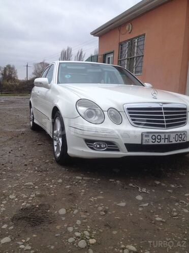 Mercedes E 240 2005, 240,000 km - 2.6 л - Qusar