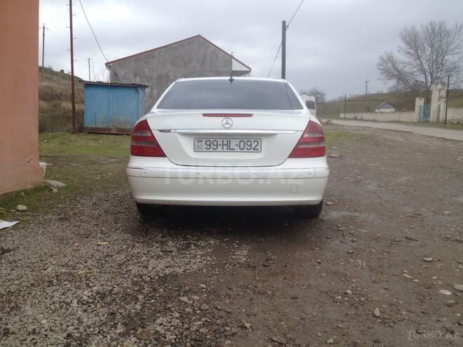 Mercedes E 240 2005, 240,000 km - 2.6 л - Qusar