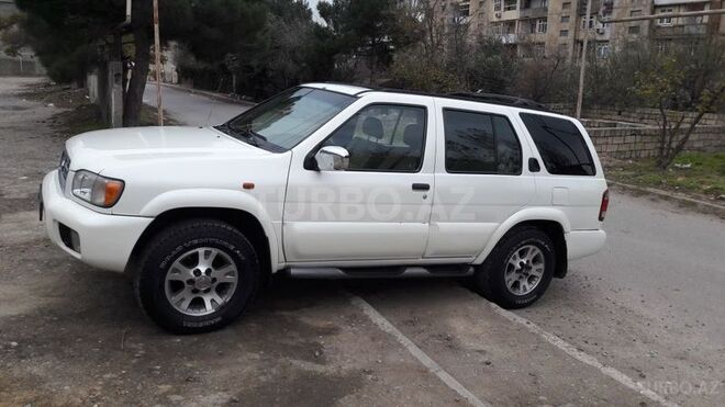Nissan Pathfinder 2001, 329,000 km - 3.3 l - Bakı