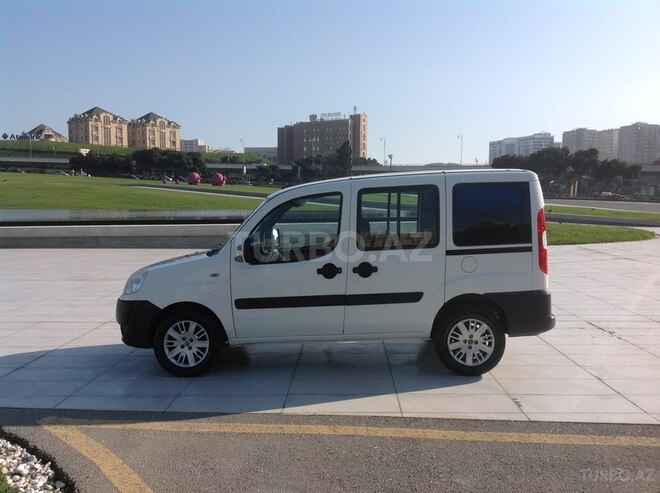 Fiat Doblo 2010, 151,000 km - 1.4 л - Bakı