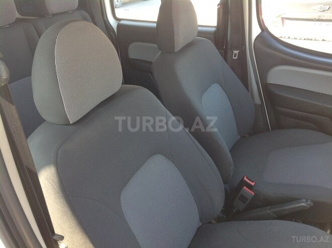 Fiat Doblo 2010, 151,000 km - 1.4 л - Bakı