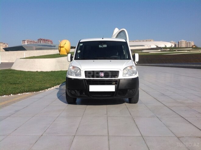 Fiat Doblo 2010, 151,000 km - 1.4 л - Bakı