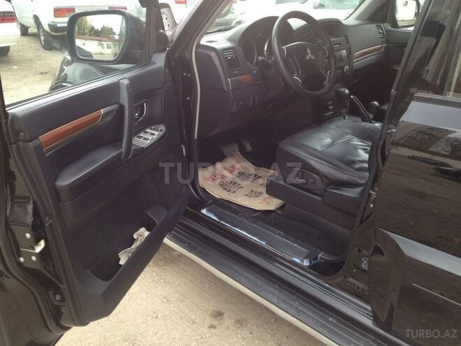 Mitsubishi Pajero 2007, 145,000 km - 3.0 l - Bakı
