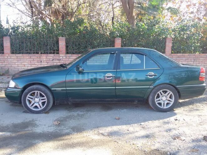 Mercedes C 180 1995, 295,232 km - 1.8 l - Gəncə