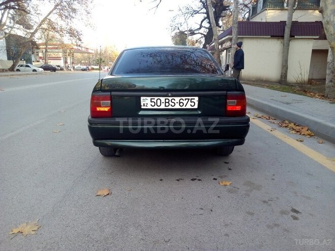Opel Vectra 1995, 398,000 km - 1.8 l - Mingəçevir