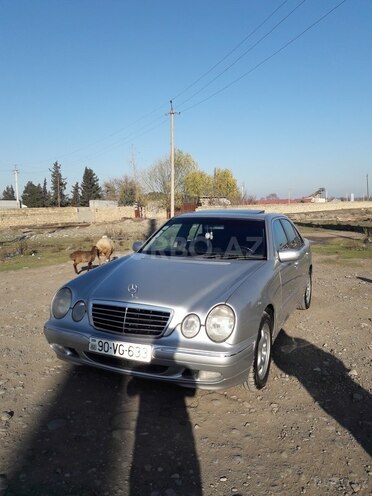 Mercedes E 240 2001, 200,000 km - 2.4 l - Bərdə