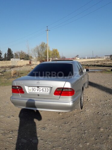 Mercedes E 240 2001, 200,000 km - 2.4 l - Bərdə