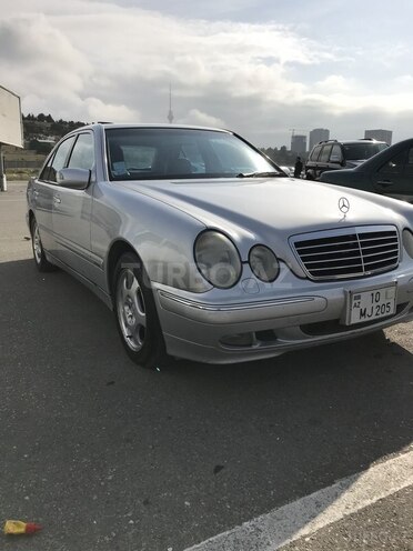 Mercedes E 240 2001, 250,000 km - 0.3 l - Bakı