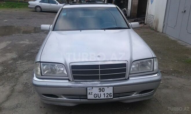 Mercedes C 230 1999, 221,000 km - 2.3 l - Bakı
