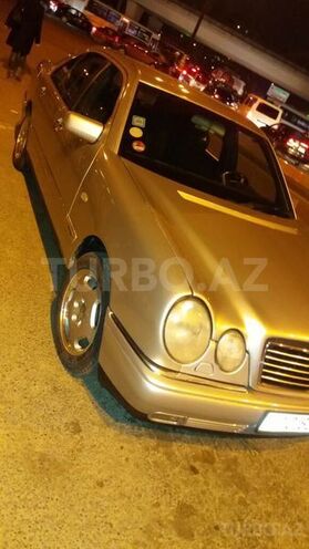 Mercedes E 230 1996, 378,000 km - 2.3 l - Bakı