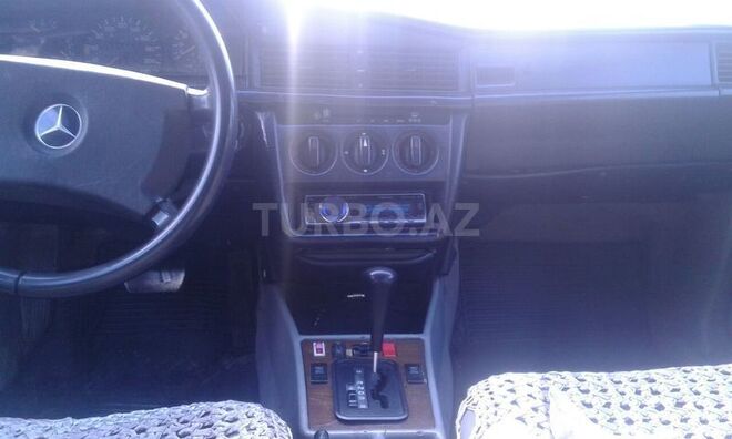 Mercedes 190 1990, 23,000 km - 0.2 l - Sumqayıt