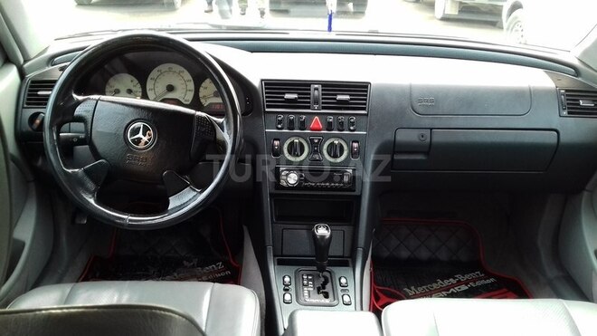 Mercedes C 230 1999, 124,000 km - 2.3 l - Bakı