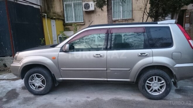 Nissan X-Trail 2001, 201,446 km - 2.0 л - Bakı