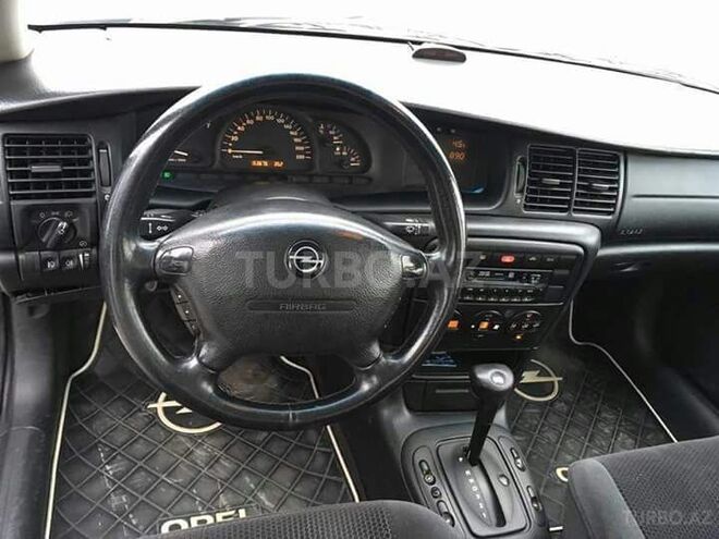 Opel Vectra 2001, 172,000 km - 1.8 l - Qazax
