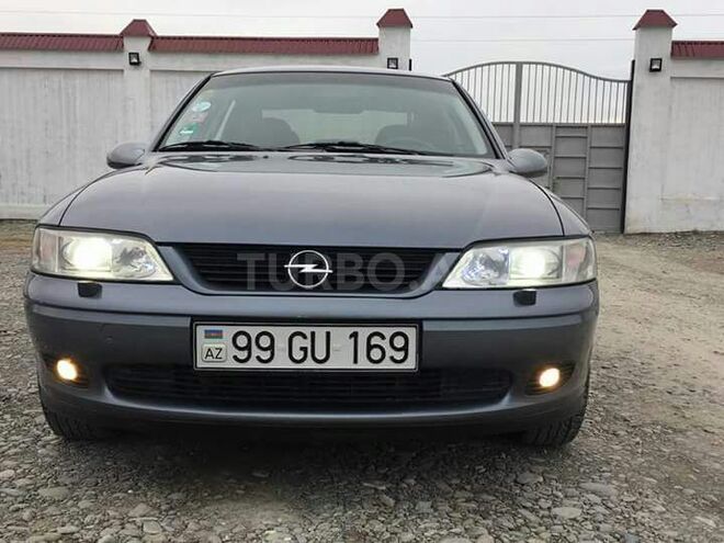 Opel Vectra 2001, 172,000 km - 1.8 l - Qazax