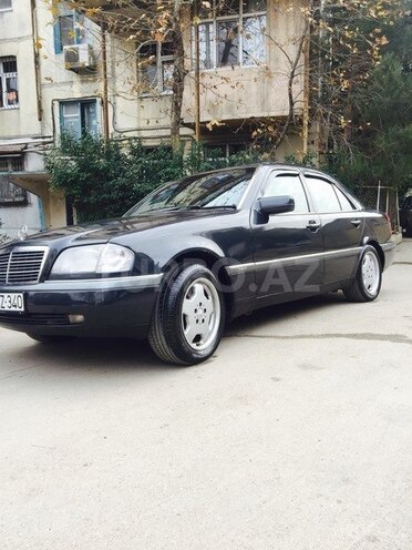 Mercedes C 200 1995, 320,000 km - 2.0 l - Bakı