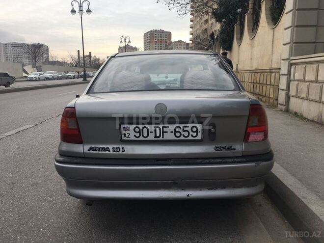 Opel Astra 1993, 292,876 km - 1.8 l - Bakı
