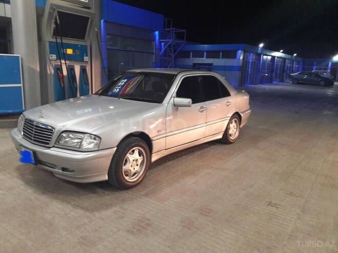 Mercedes C 200 2000, 231,000 km - 2.0 l - Bakı